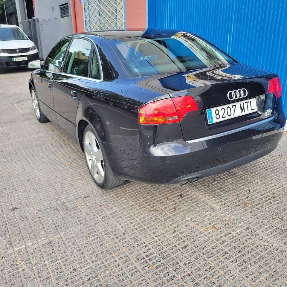 Audi A4 2006 - foto 1