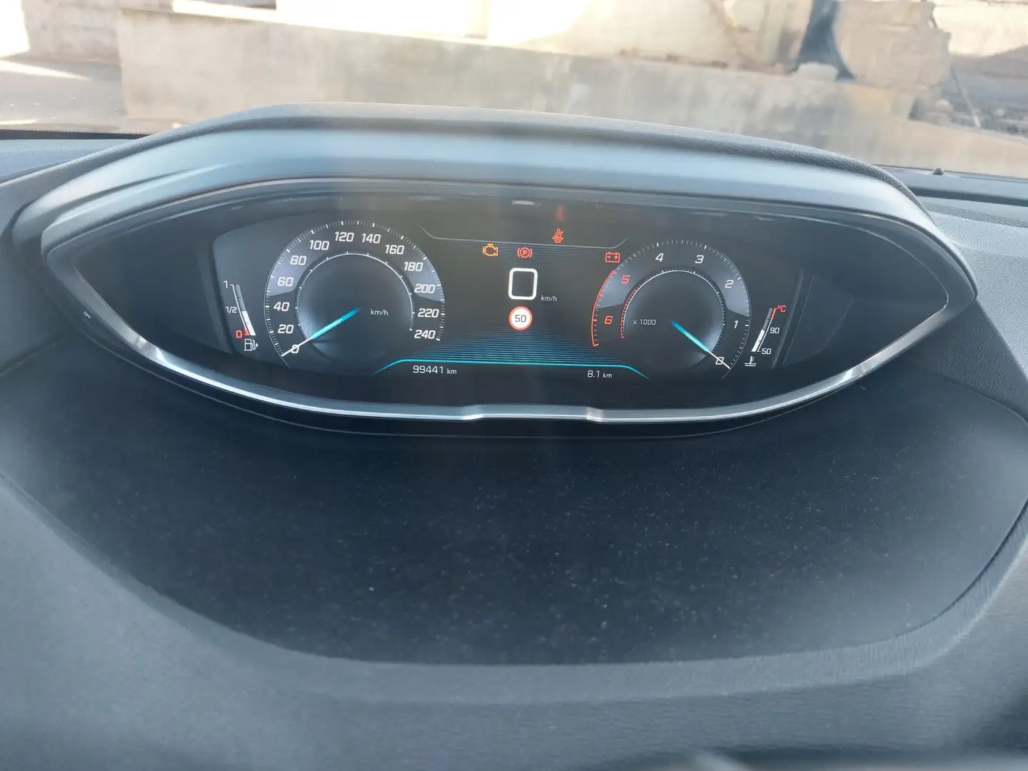 Peugeot 3008 - foto 2