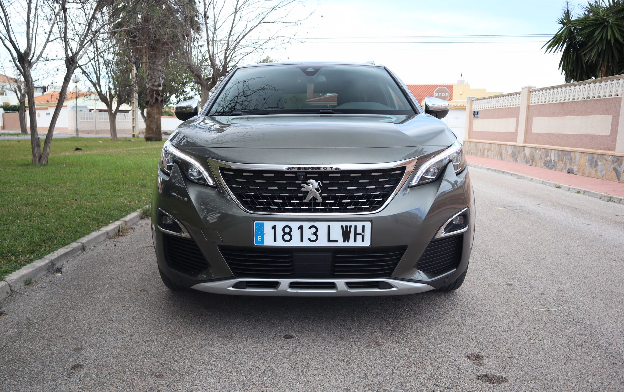 Peugeot 5008 GT 2017 vista frontal