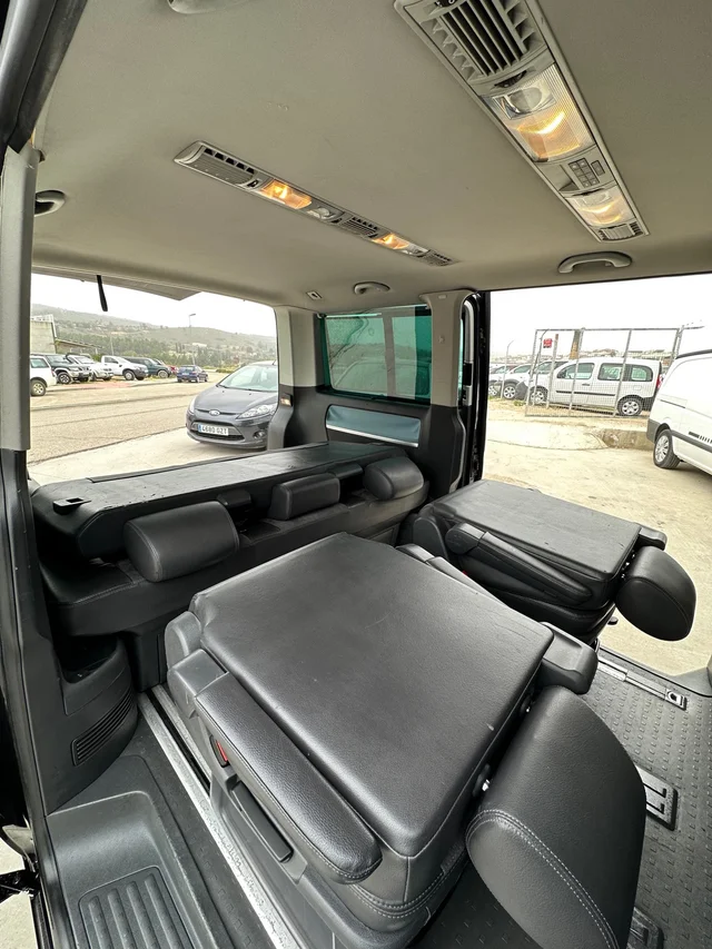 Volkswagen Multivan Atlantis - modo cama / interior camper